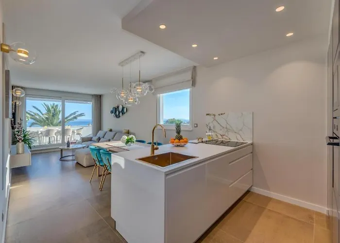 Apartament Beachfront *